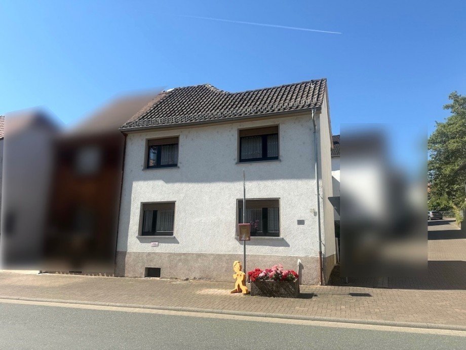 Aussenansicht Bild 1 Doppelhaush�lfte Bad Camberg