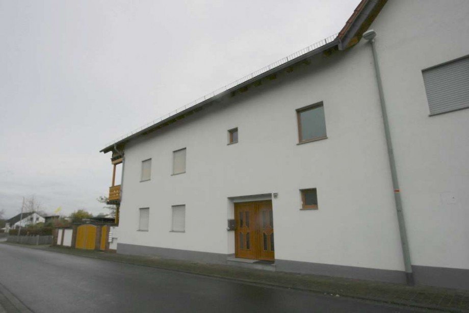 Aussenansicht Bild 1 Dachgeschosswohnung H�nfelden/ Nauheim