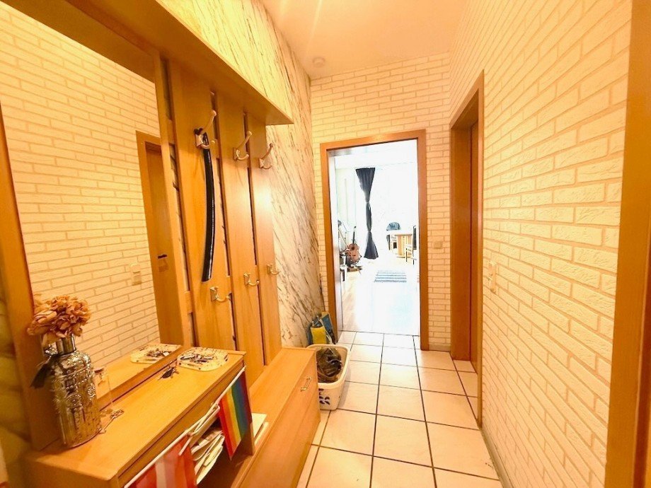 Flur Bild 2 Erdgeschosswohnung Bad Camberg