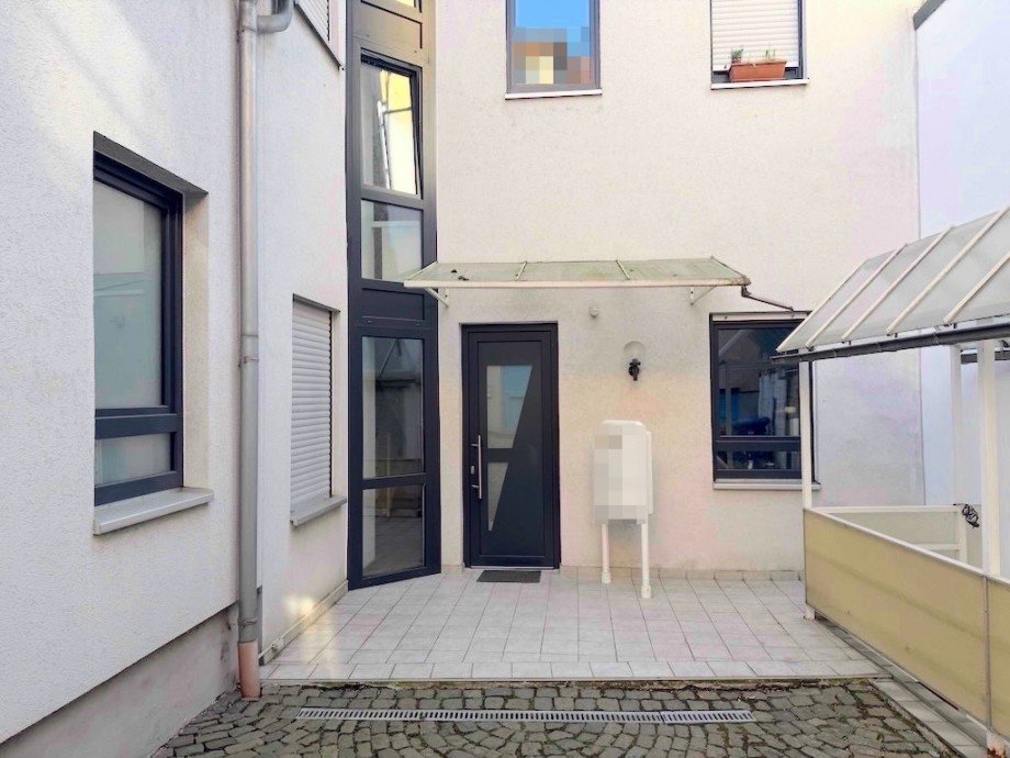 Hauseingang Erdgeschosswohnung Bad Camberg