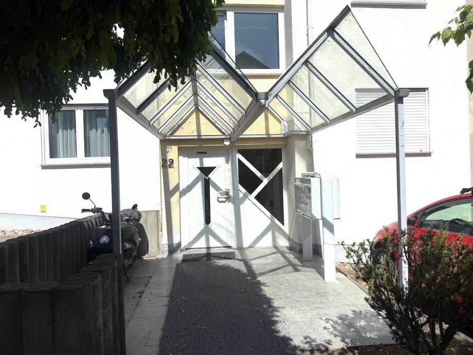 Eingang Dachgeschosswohnung Bad Camberg