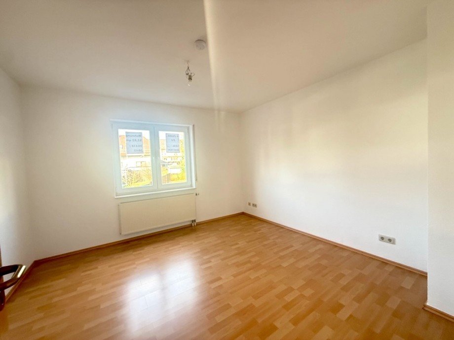 Zimmer 3 Bild 1 Wohnung Brechen