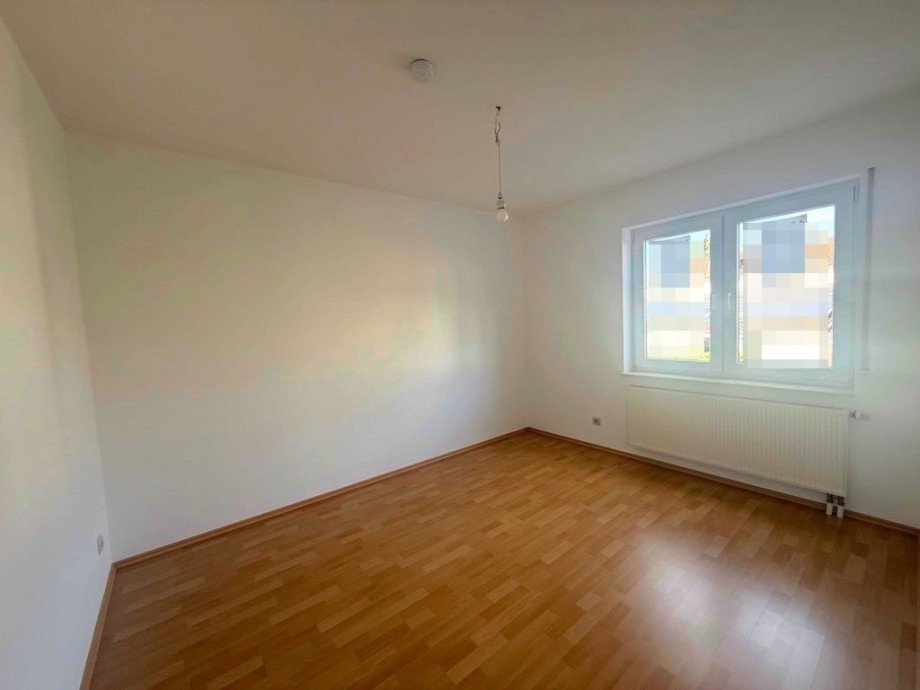 Zimmer 2 Bild 1 Wohnung Brechen