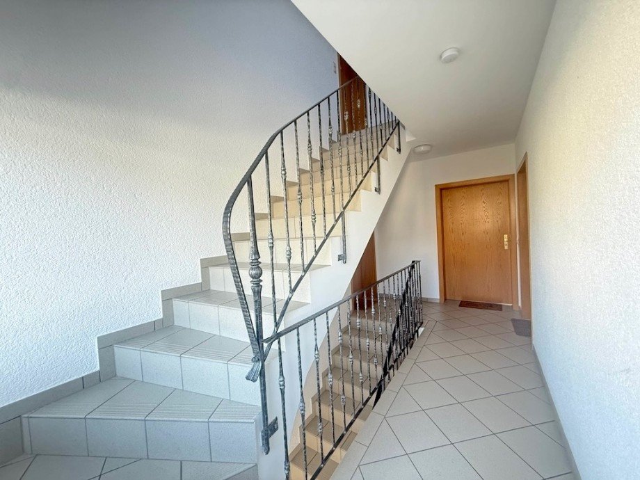 Treppenhaus Bild 2 Wohnung Brechen