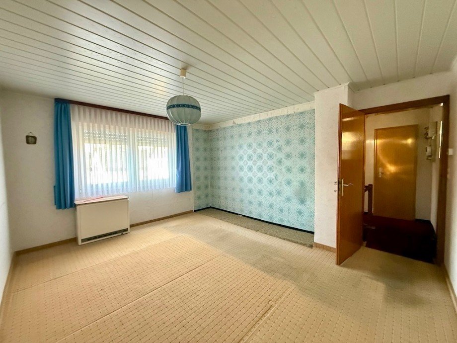 Schlafzimmer OG Bild 1 Einfamilienhaus Seltes/ Haintchen