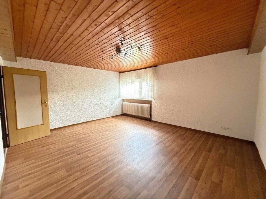 Raum 1 KG Bild 2 Einfamilienhaus Villmar