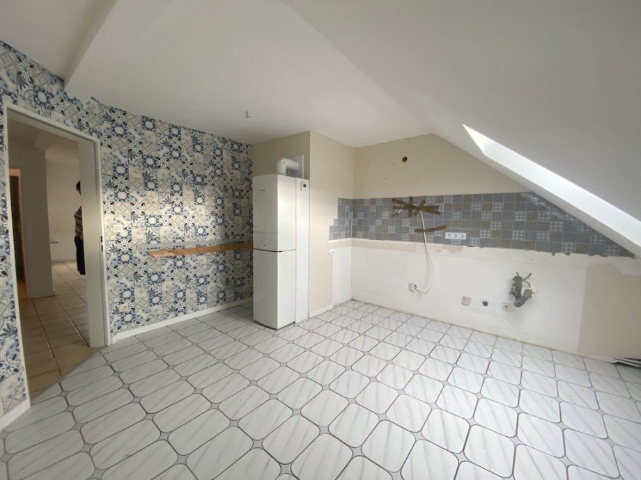 K�che Bild 2 Dachgeschosswohnung Brechen