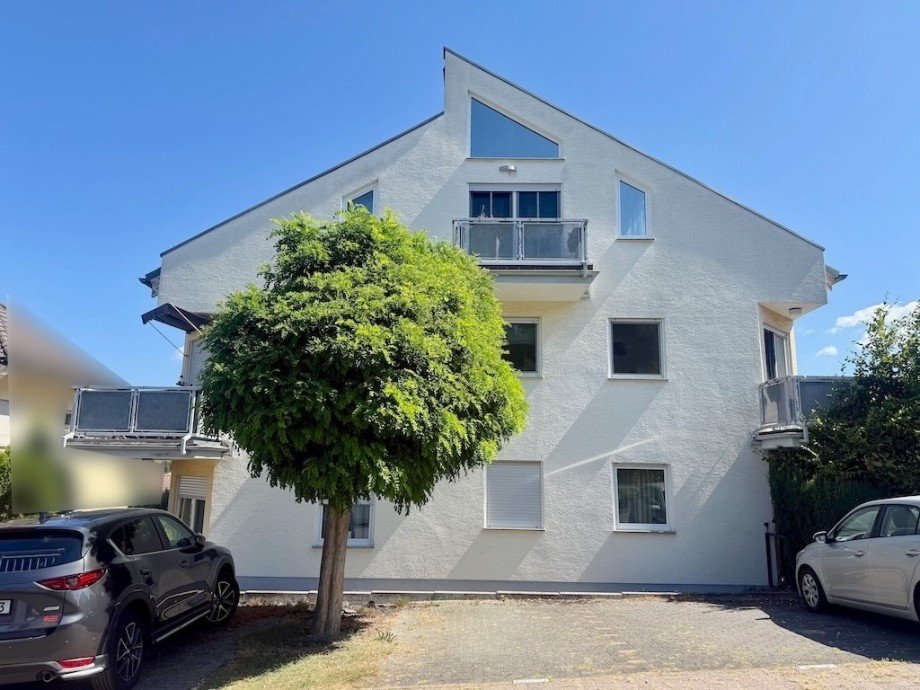 Aussenansicht Bild 1 Dachgeschosswohnung Bad Camberg