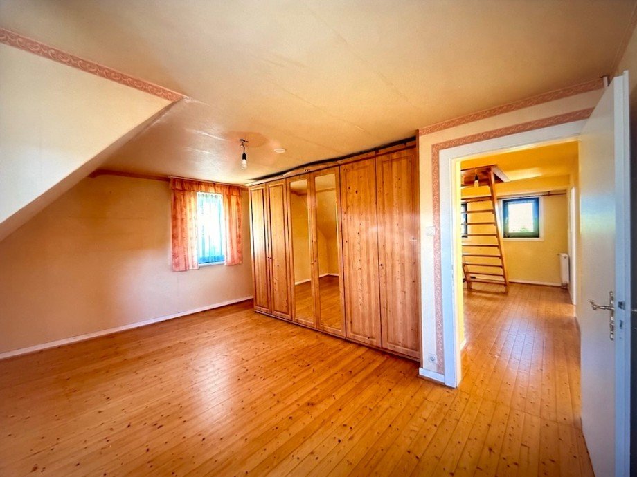 Zimmer 1 OG Bild 1 Einfamilienhaus Selters