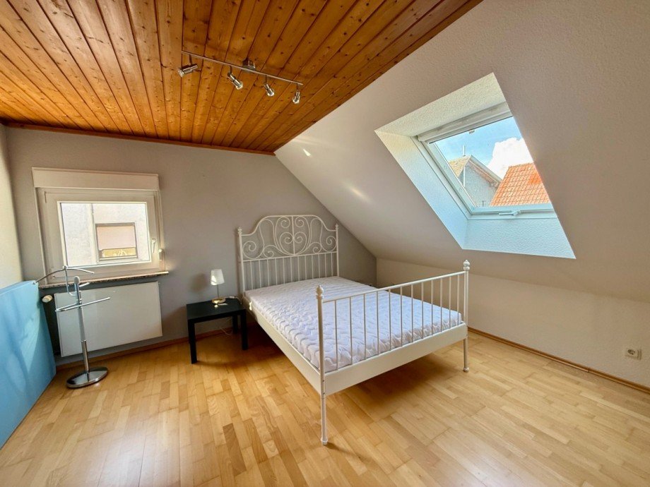 Zimmer 2 DG Einfamilienhaus Selters/ Eisenbach