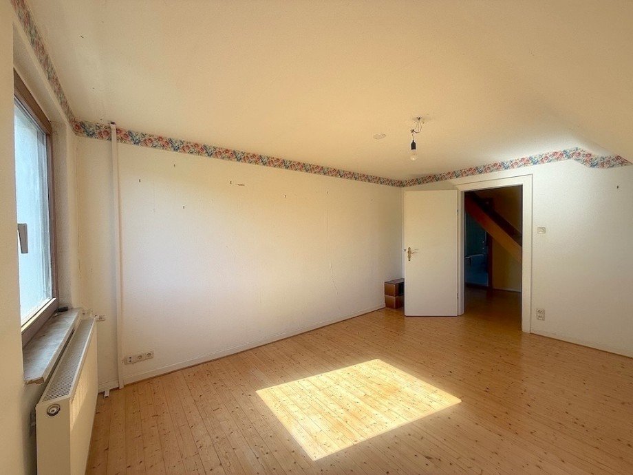 Zimmer 2 OG Bild 2 Einfamilienhaus Selters