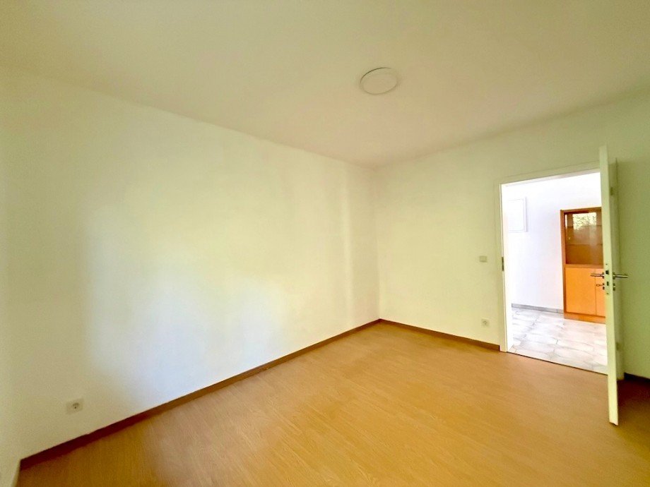 Zimmer 2 Bild 2 Erdgeschosswohnung Villmar