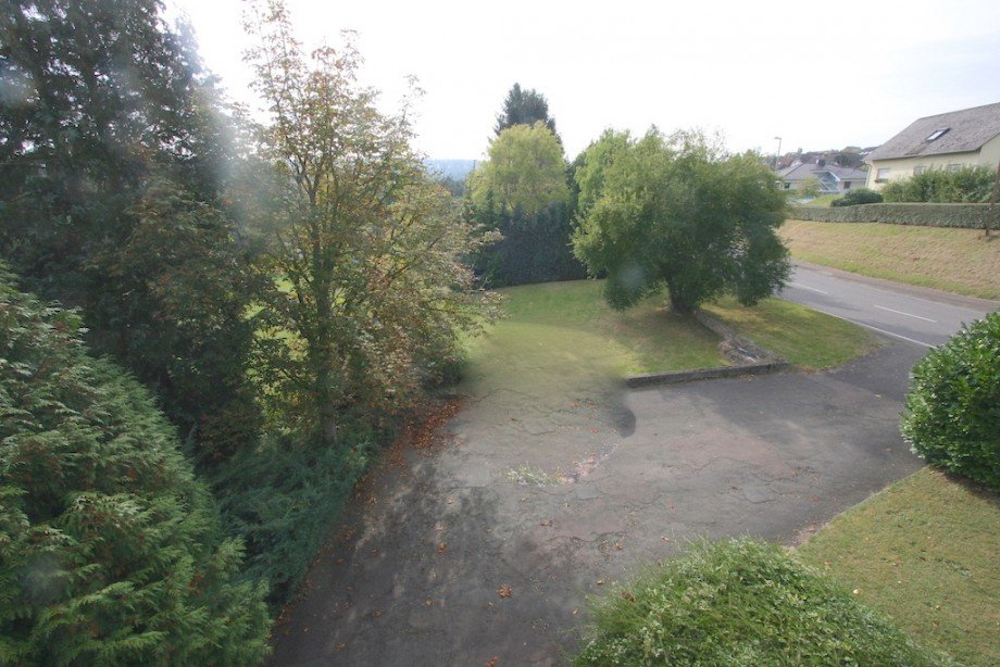 Einfahrt Erdgeschosswohnung Villmar/ Weyer