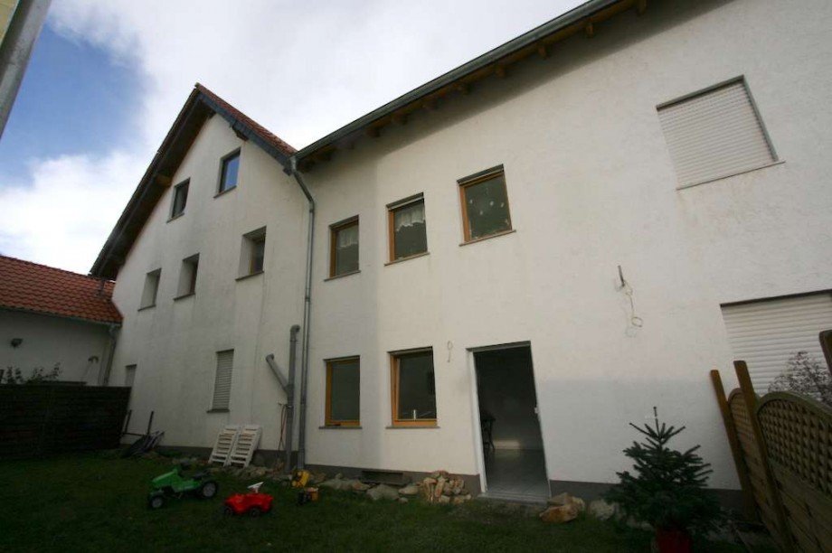 Aussenansicht Bild 2 Dachgeschosswohnung H�nfelden/ Nauheim