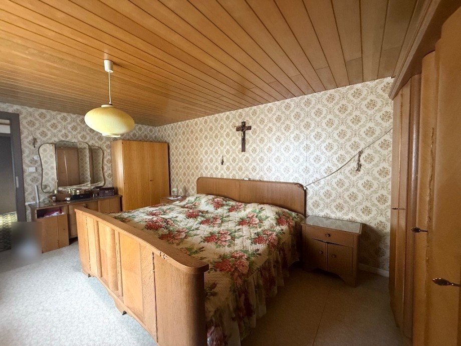 Schlafzimmer OG Bild 1 Doppelhaush�lfte Bad Camberg