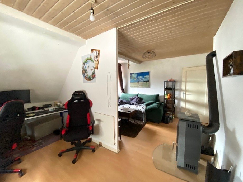 Zimmer 1 DG Bild 2 Doppelhaush�lfte Selters