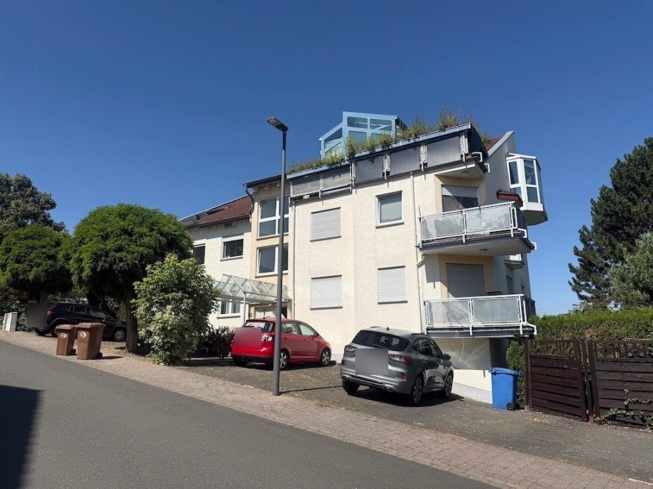 Aussenansicht Bild 2 Dachgeschosswohnung Bad Camberg